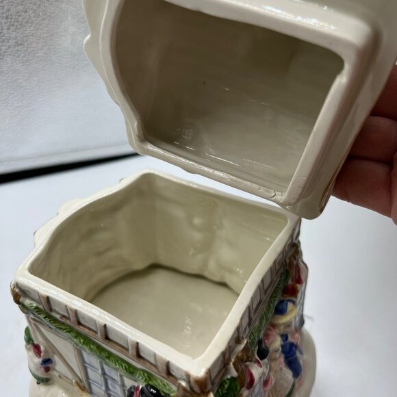 Fitz & Floyd a Dickens Christmas Candy Box & Lid FF Porcelain 1988 - Picture 8 of 11